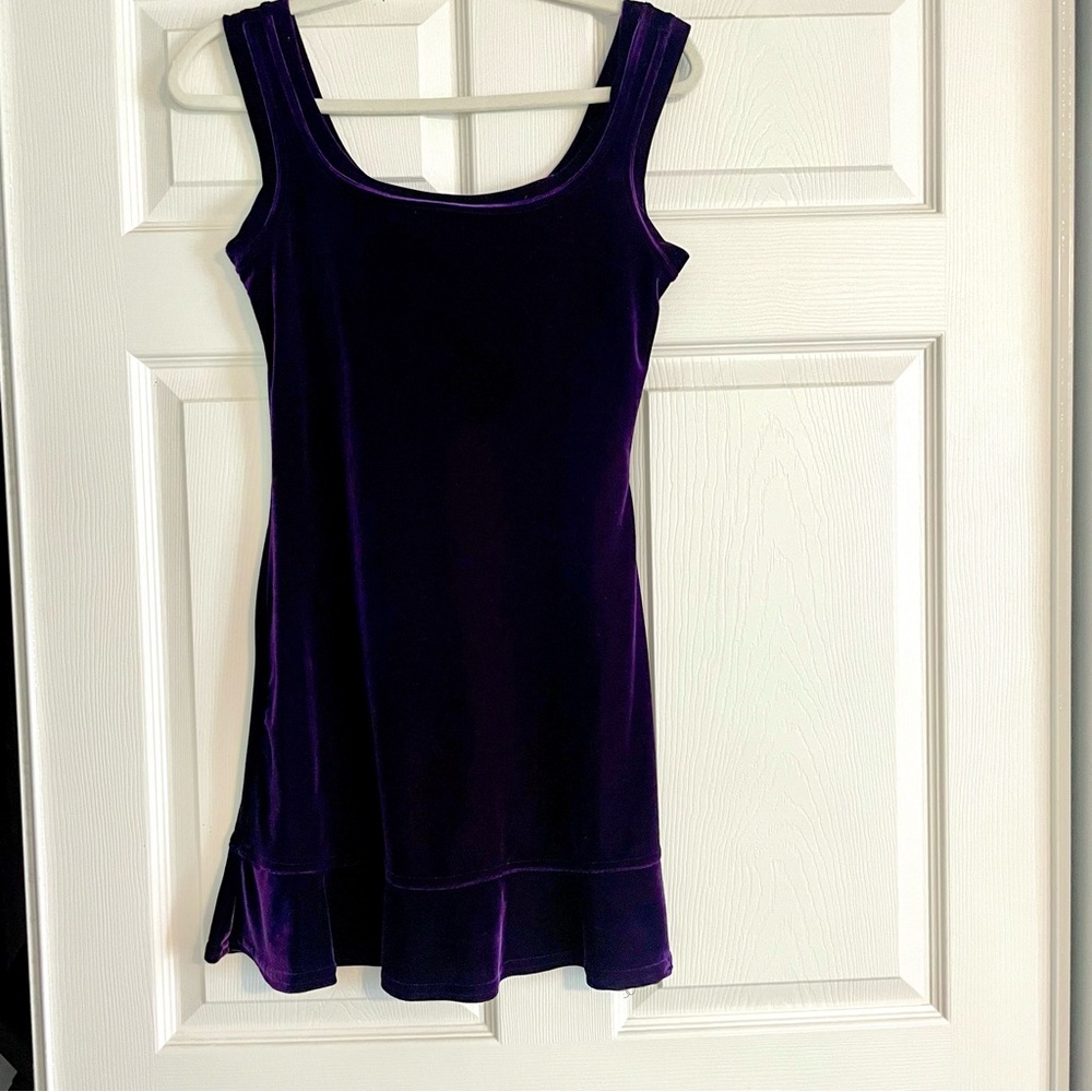 Vintage Women’s Purple velour velvet mini dress with ruffle detail size Medium